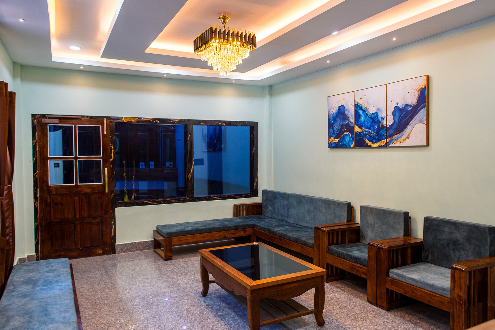 Hotel Nest Inn